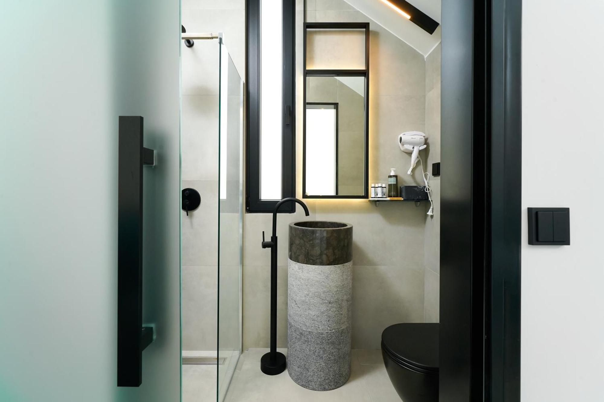 Mythodea Prive Luxury Suites 克里斯阿穆迪亚 外观 照片